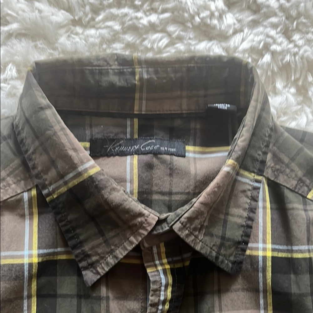 ๐ณ๏ธโ๐ Kenneth Cole Plaid Button-Up Shirt - Picture 2 of 9